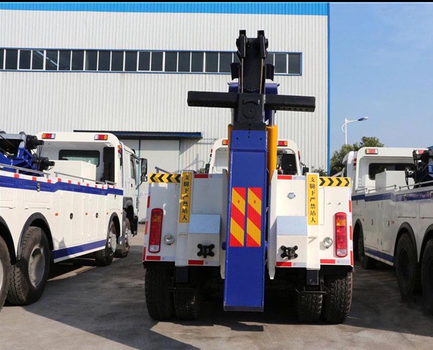 重汽后八輪CLW5250TQZZ5一拖一清障車(chē)