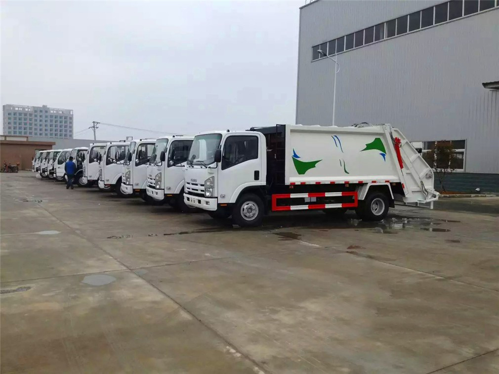 貴陽(yáng)市采購(gòu)一批壓縮垃圾車(chē)順利交付