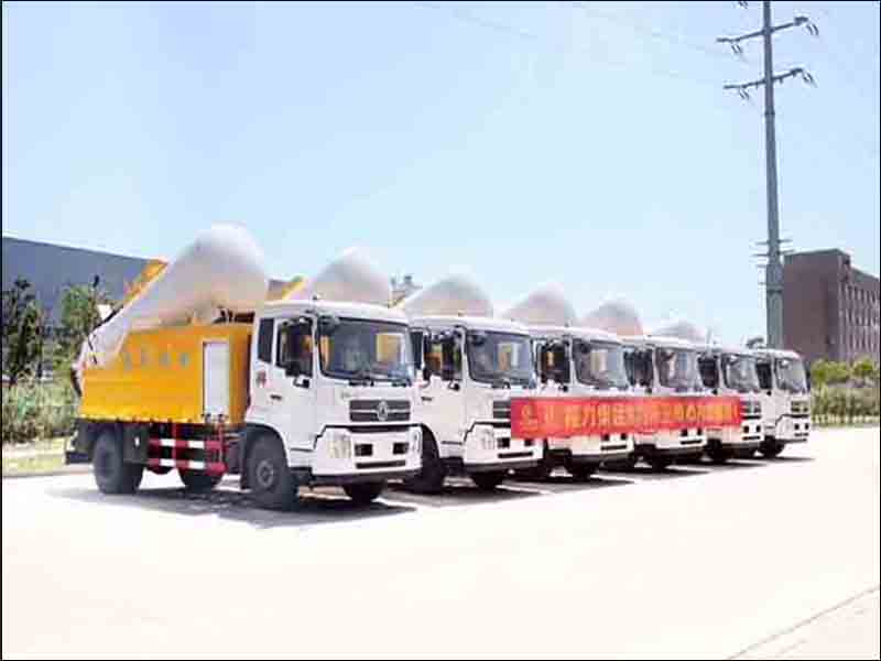 程力品質環(huán)衛(wèi)車聯合疏通車垃圾車批量發(fā)車