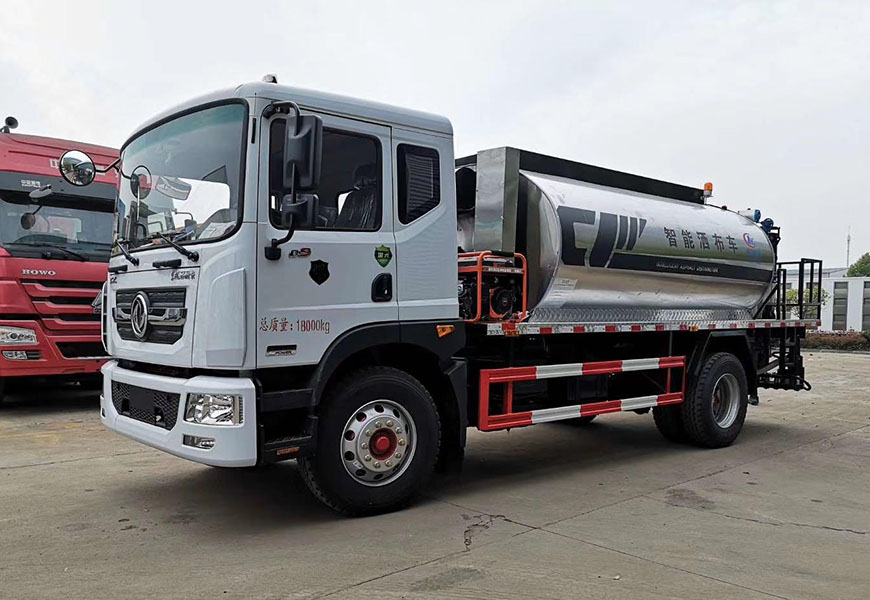 東風(fēng)D9瀝青灑布車10-12方 國六